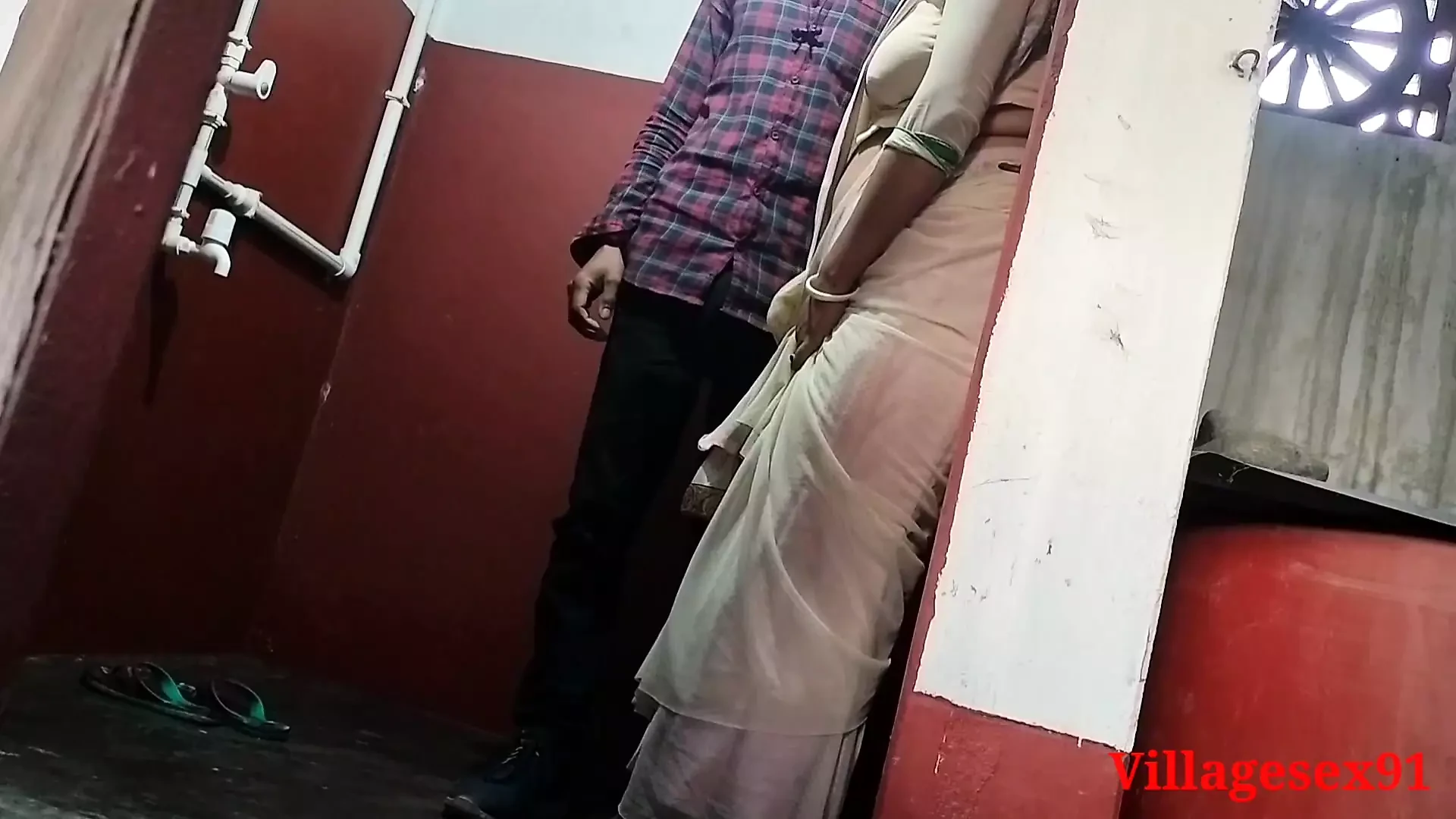 Esposa do interior fode no banheiro (vídeo oficial de villageex91)
