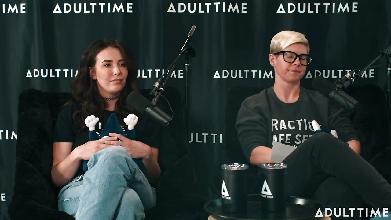 Alison Rey & Casey Calvert Body Counts, Slut Eras, & Taylor Swift το Podcast Adult Time