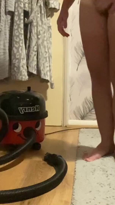 Hot women’s clit gets sucked HARD by vacuum until she squirts | Clip 2