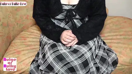 Большие сиськи подпрыгивают, тело динамита в полной праздничной жаре. Кримпай в рождественскую ночь, сладкий и дикий!