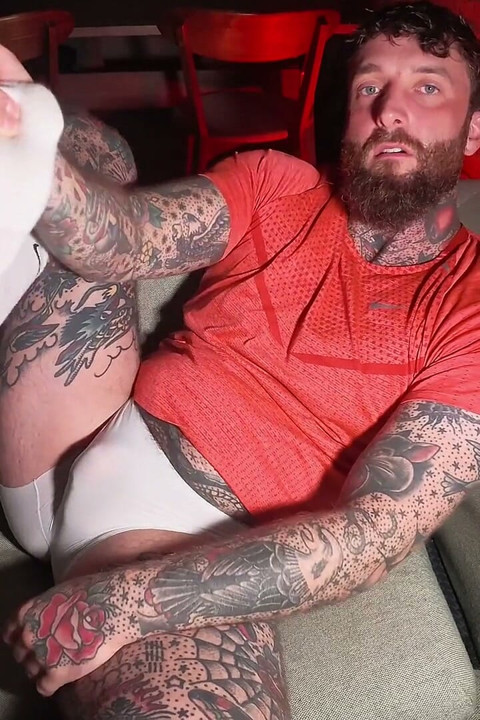 Tattooed Dom Worship Ass & Feet Solo