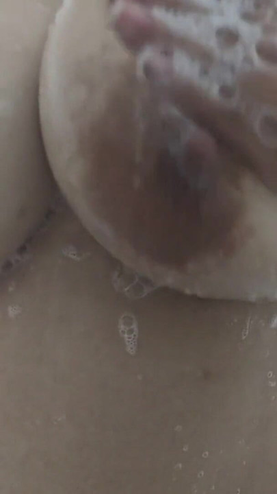 Come watch my sexy big breasts and big breasts 4 | Clip 1