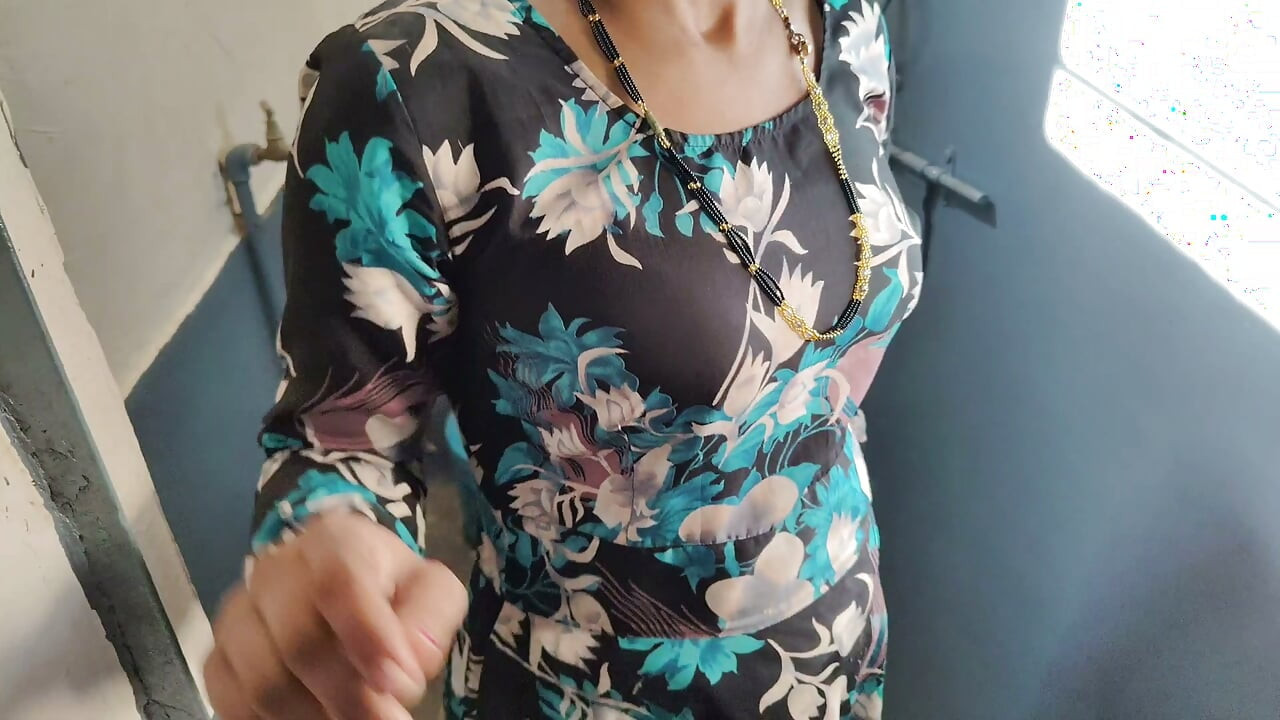 I had sex with my hot stepsister twice in a row hindi fullHD video