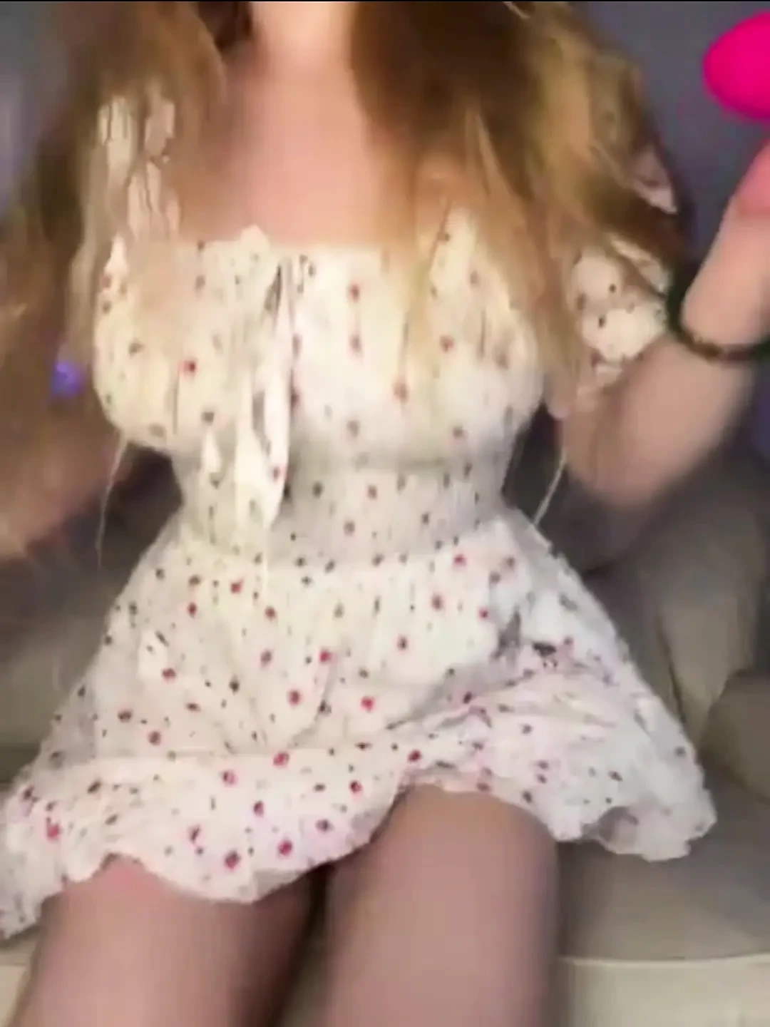 Jucielussie fucking anal with huge dildo so hard