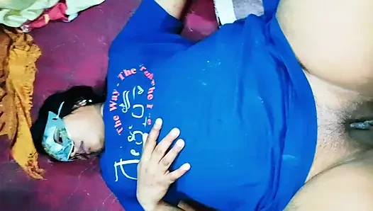 I released my cream in the tight pussy of Indian Bhabhi and made her suck my black thick penis by putting it in her mouth.