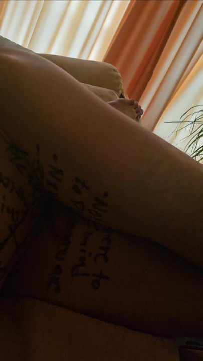 Robienie mojego selve Twitsh rucha mnie powoli po flogt na 3 houers, starając się wziąć i apriciate dildo w mojej dupie!