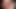二人の若いバイセクシュアルの女の子が、大きなペニスを尻に入れて自慰をしている