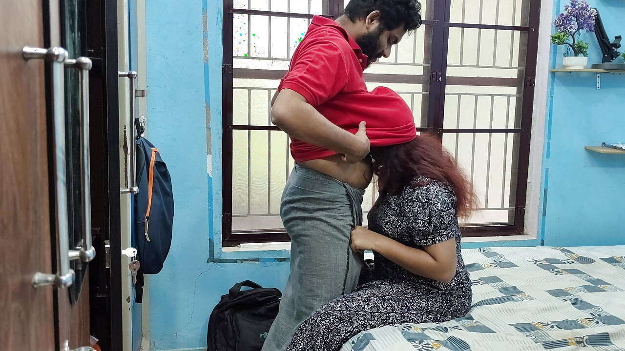 Malayalai couple hot romance at pagkuskos ng titi