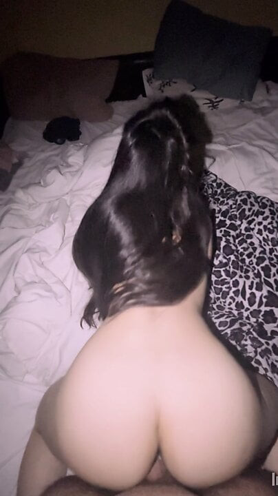 新しいビデオいじめ