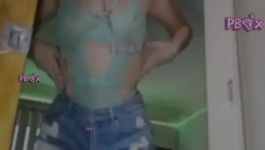 Gadis alt grwm mewarnai pesta tarian biru rambutku & kesenangan di kamar mandi (pov)