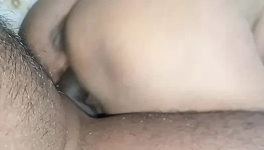 Suami mengunjungi ekakata dubai giya dawase gedara pelayan mage Room ekata genna gena api karapu de