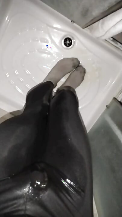 COMPILATION of man wet himself trying a became feminine