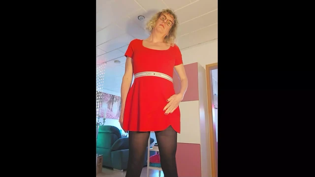 TS Lilly Sophie Wank Her Hard Girlsdick and Plays with Her Big Tits Until She Release Her Big Load