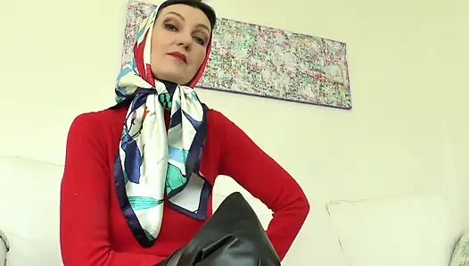 Your Headscarf Training Part 2, Lady Victoria Valente