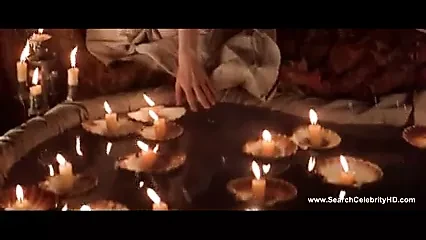 रॉबिन राइट पेन नंगी - मोल फ़्लैंडर्स
