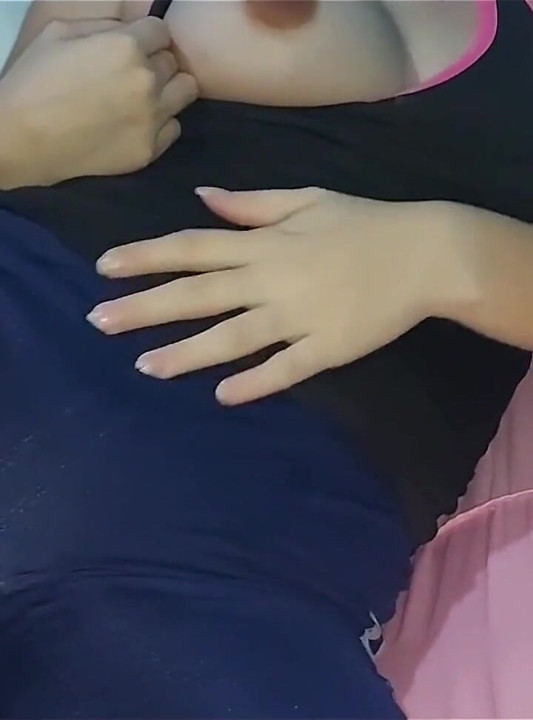 My Stepsis Lets Me Play with Her Pussy When She Comes to Visit She Gets on My Bed
