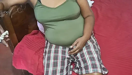 Pretty MILF SHOW Her Petite Body