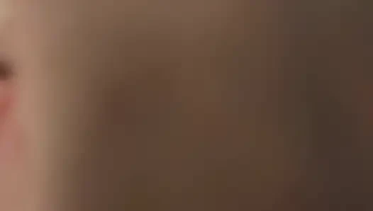 Evli kadın parmaklanıp dünyaya sallanıyor orgazm, yakın çekim, kadın bakış açısı