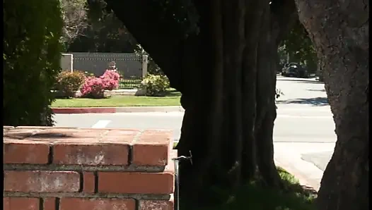 Tante semok latina dengan toket besar dientot gaya doggy sampai dicrot di dalam sama kontol besar