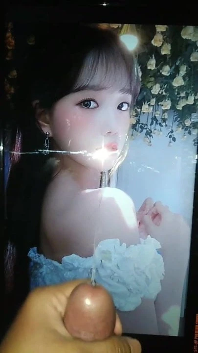 Izone Yuri - homenagem ao aniversário