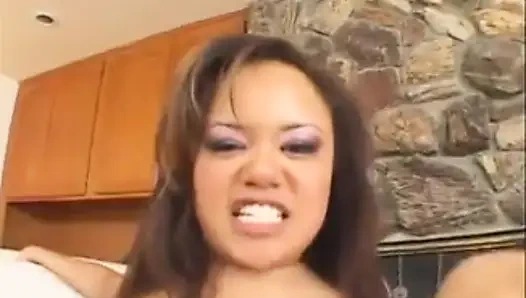 Seksi Asyalı göt sikişi