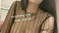 Yanisa noey boobs