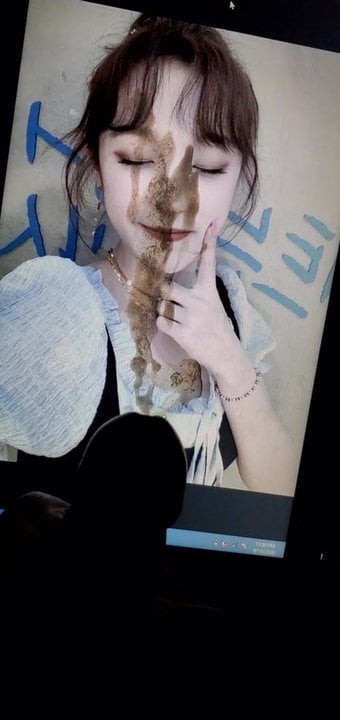 G-ocioso yuqi cum tributo