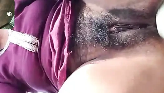 Desi pacar ko bola video call me dikhana to o dikhai