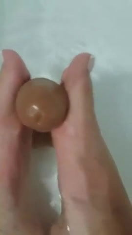 Footjob, dildo, bagno, feticismo del piede