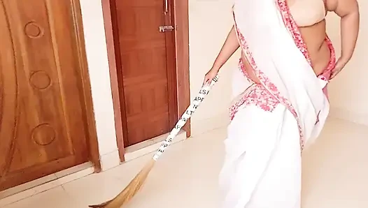 Arab Stepmom Sweep Room in Indian Style Saree Then Stepson Saw Her BBW Figure & Get Hot Then Fuck