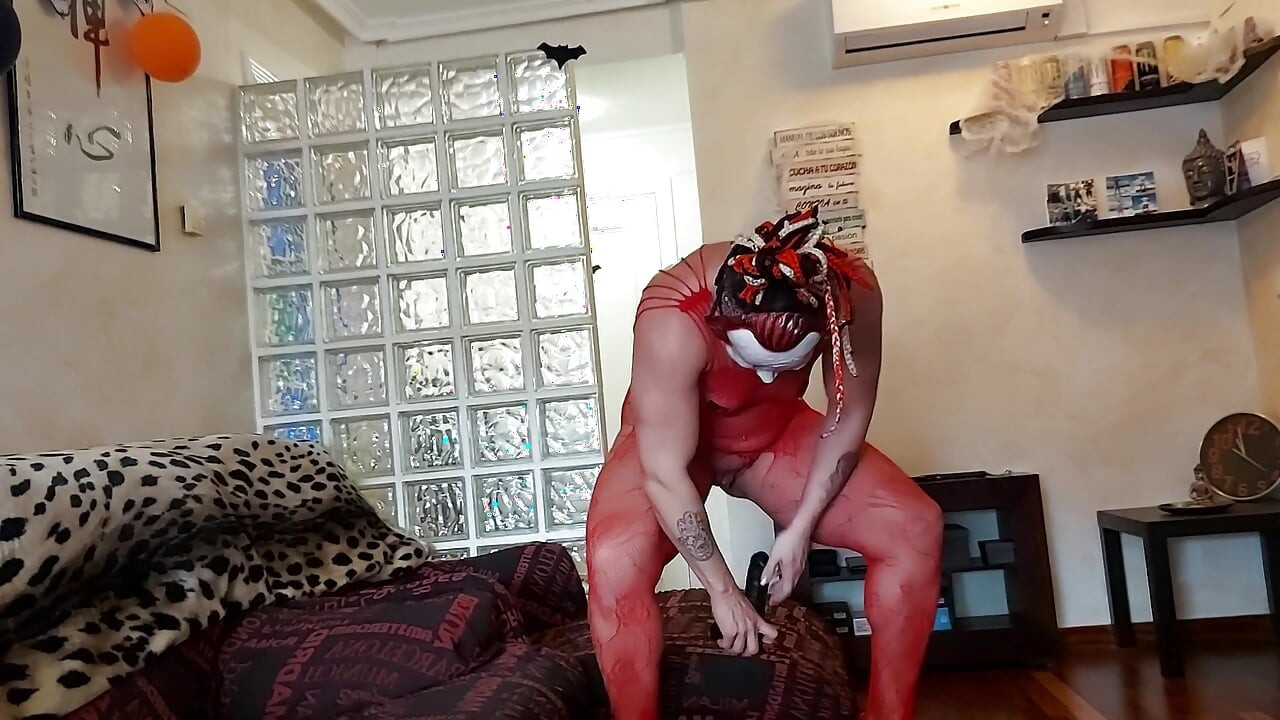 Napalona i przerażająca dla ciebie