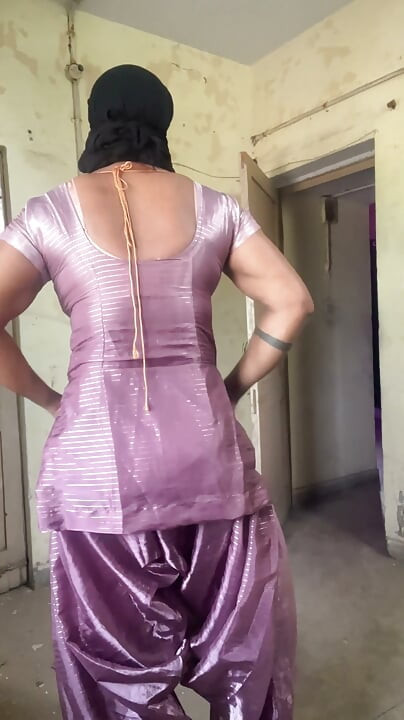 selymes fényes szatén öltöny salwar desi indiai crossdresser bhabhi