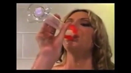 DRINKERS SEMEN Cristal Ray