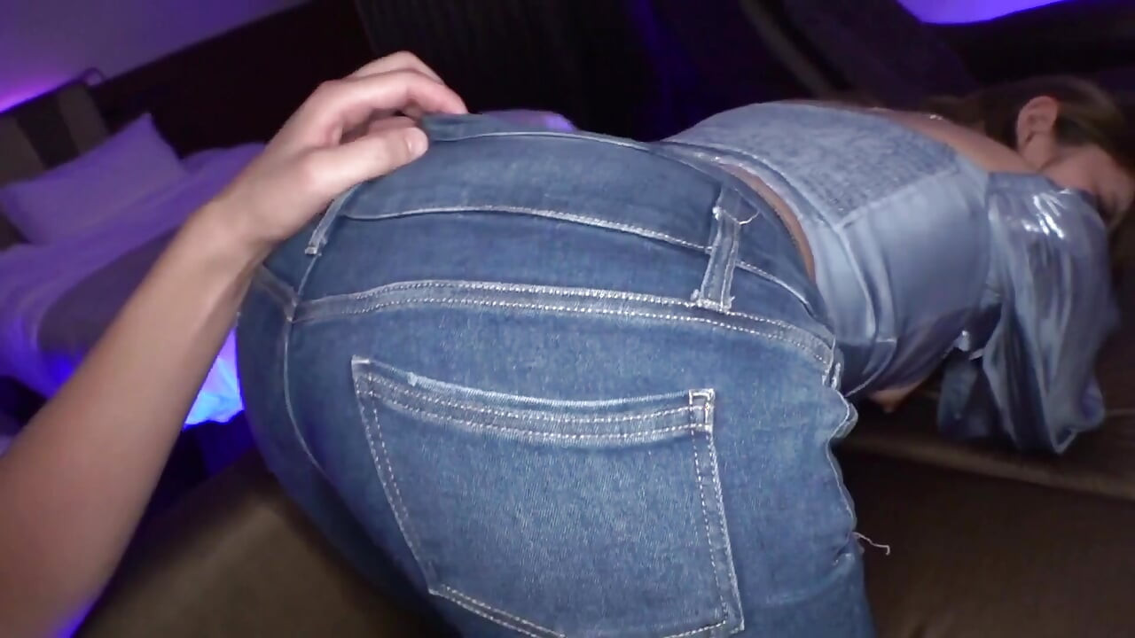 Deo 1 Rena-chan u privatnom estetički salonu gde možete da se jebete! Prelepa žena sa G-šoljama i mekanim velikim dupetom 078