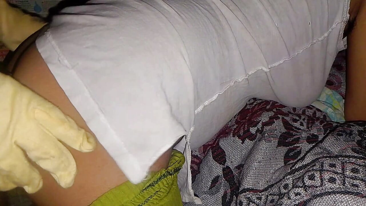 Hintli desi ateşli kız ilk kez gaand chudai, yerel köylü kızı ilk kez seks videosu