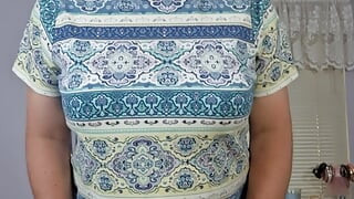 Blonde busty granny tranny cougar Vicki strips for hot young men!