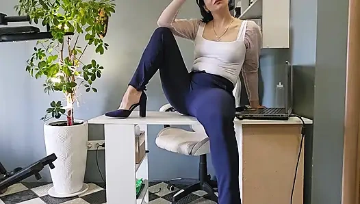 Kıçımı Yalayıp Terfi Al, Seçim Senin.