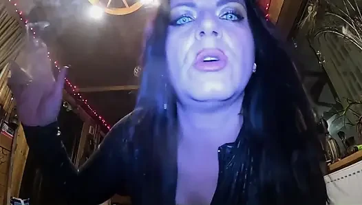 Gehorche meinen titten, vampir gooning wichsanleitung mit leder und funkelnden muschis