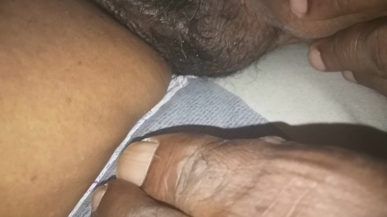Fingering pussy