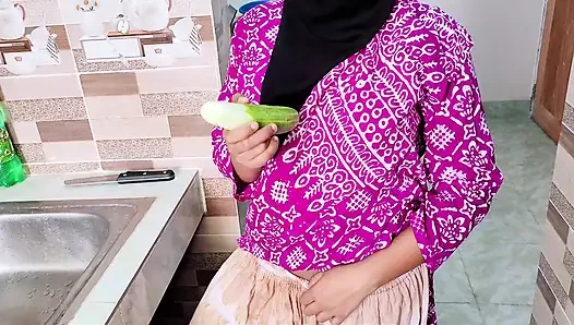 Big Cucumber in tight pussy Desi bhabi bed room secret