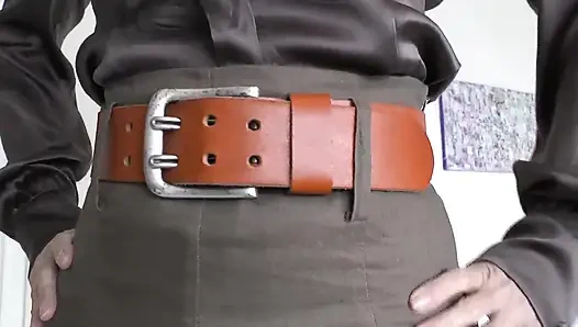 Exciting Belt Fitting with a Linen Skirt, Part 1, Lady Victoria Valente