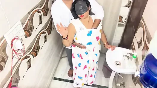Genç devar seksi yengesini ilk kez sikiyor