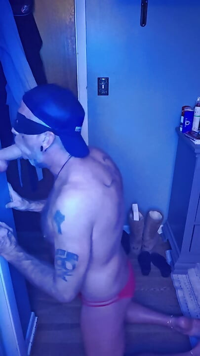 Throating Mr Girth