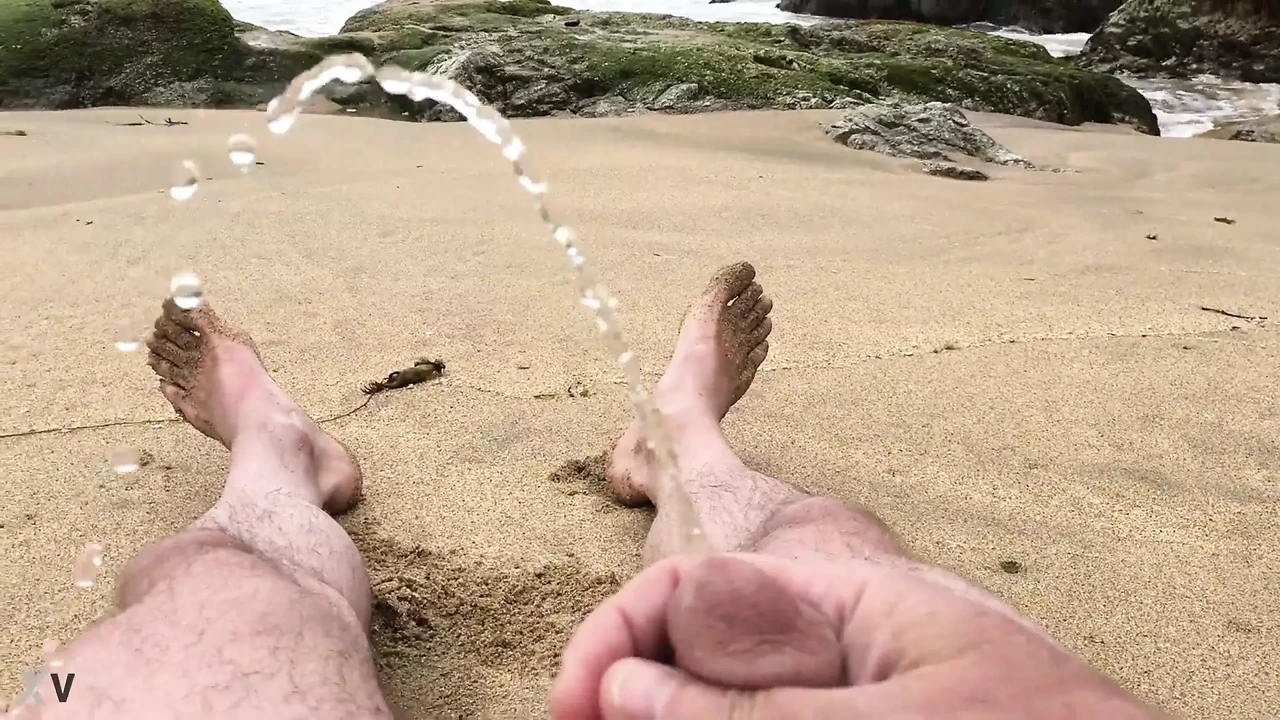 Self pee at the beach