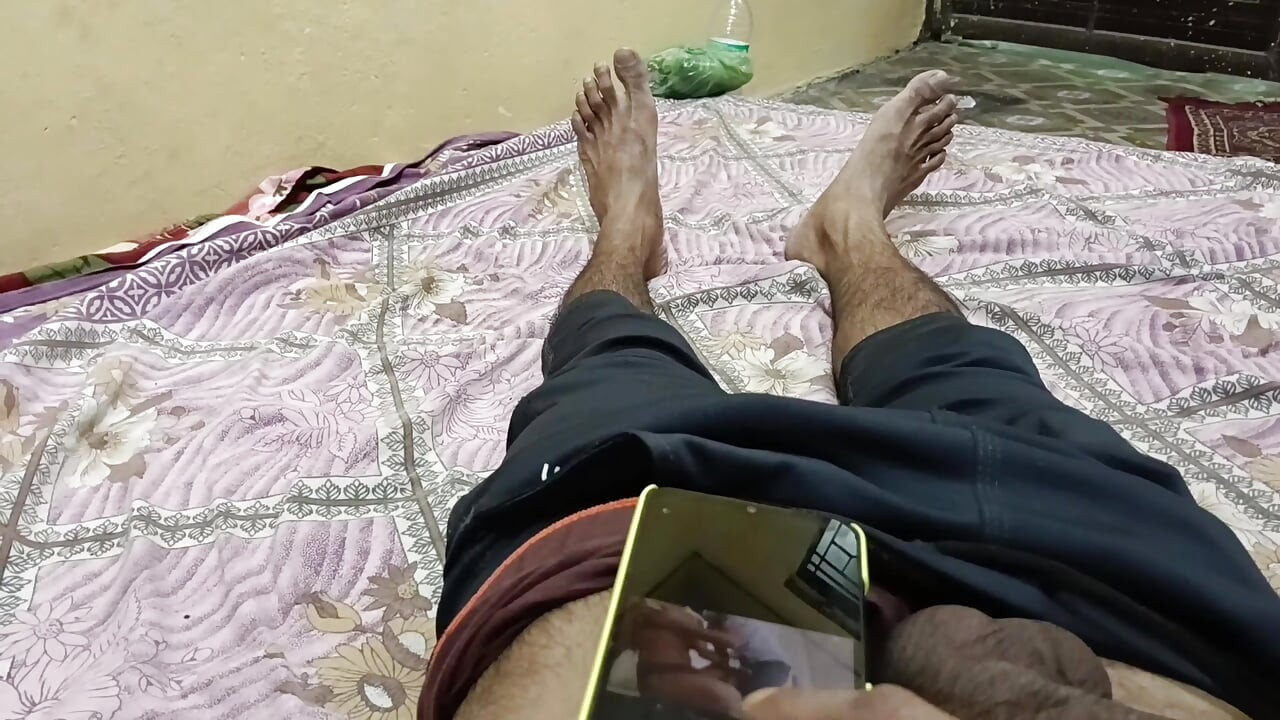 Påkommen av bhabhi medan du runkar - desi devar bhabhi het förbjuden sex