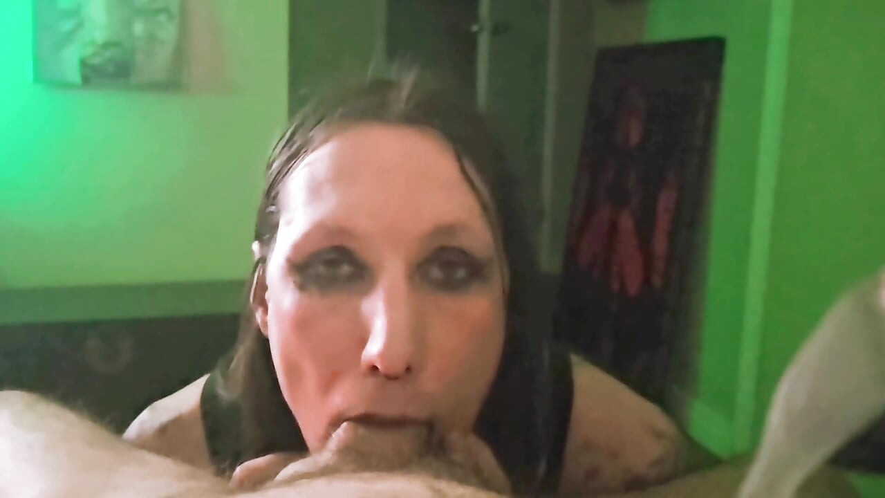 Sucking for Facial Then Cum in Bathroom.