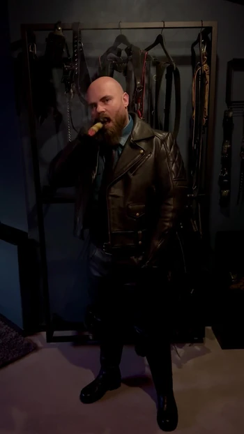 Dungeon - Leather and cigars