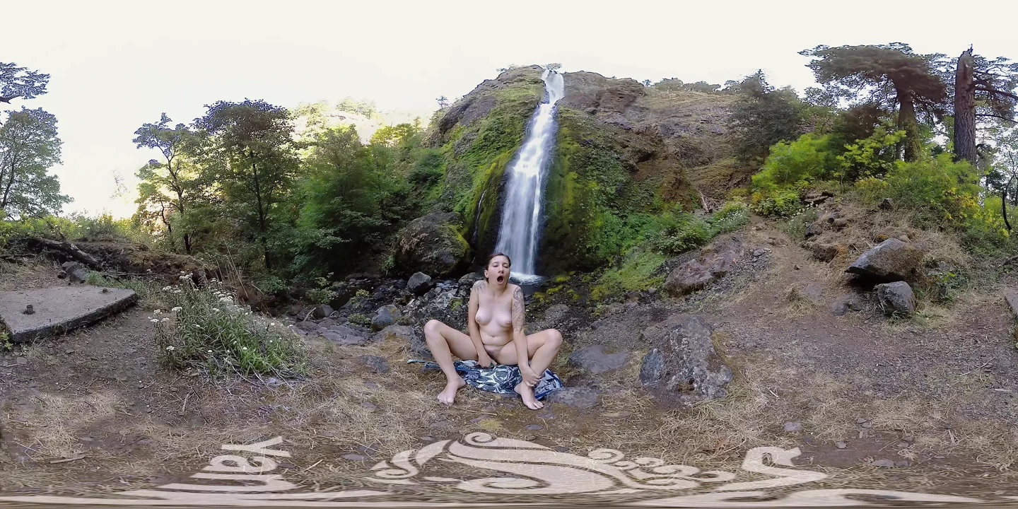 Horny Hiker Calliope Cums Hard