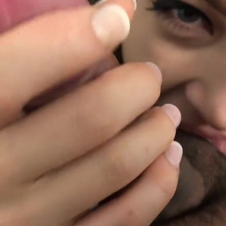 Risky Sloppy Car Horny Blowjob