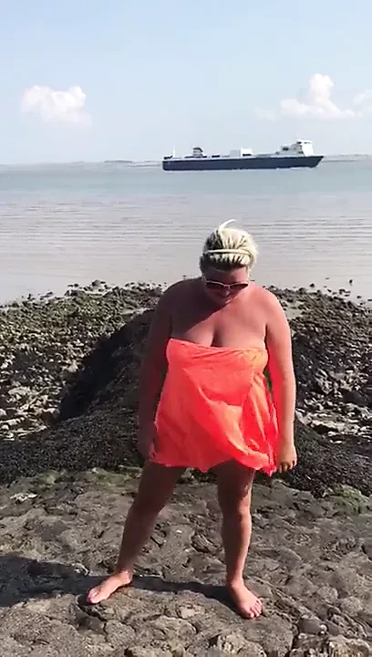 Dirty wife Natalie loves it outside
